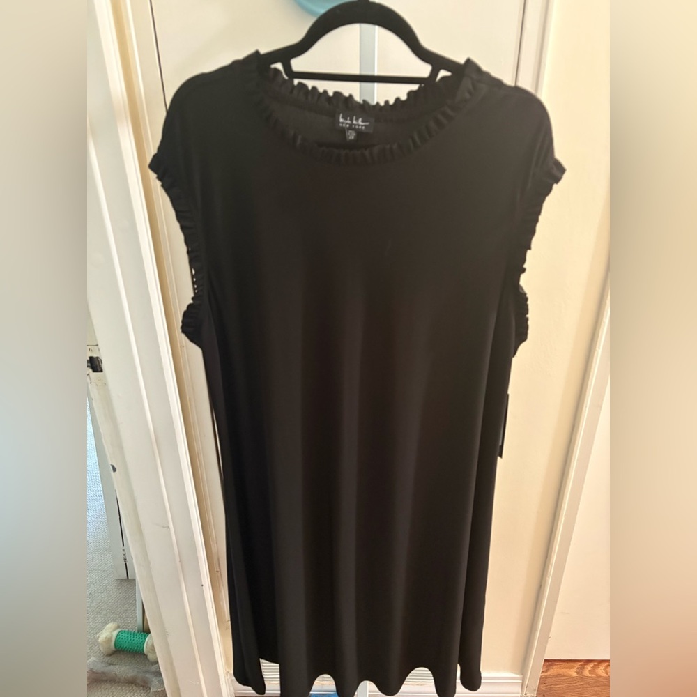 NWT Nicole Miller Ruffle Sleeve Black Dress - 2X